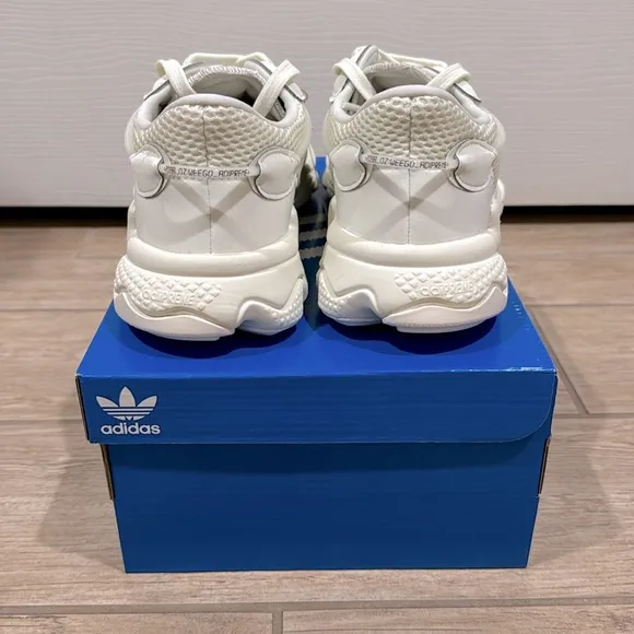 Adidas Originals Kids Ozweego Shoes (Size: 7)
