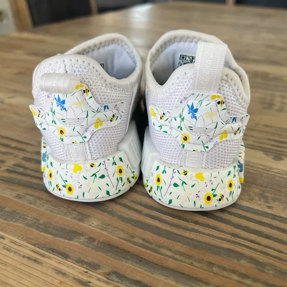 adidas Originals NMD_R1 Multicolor White Flowers  Toddler Girls Size 6 GOAT