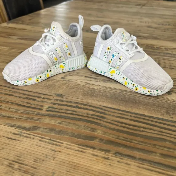 adidas Originals NMD_R1 Multicolor White Flowers  Toddler Girls Size 6 GOAT
