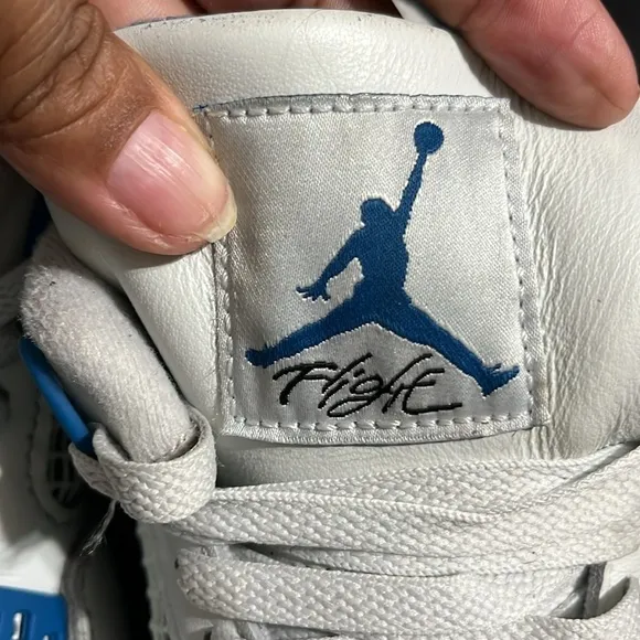 Air Jordan 4 Retro 2024 White and Blue Athletic Shoes Big Boys Size 6Y