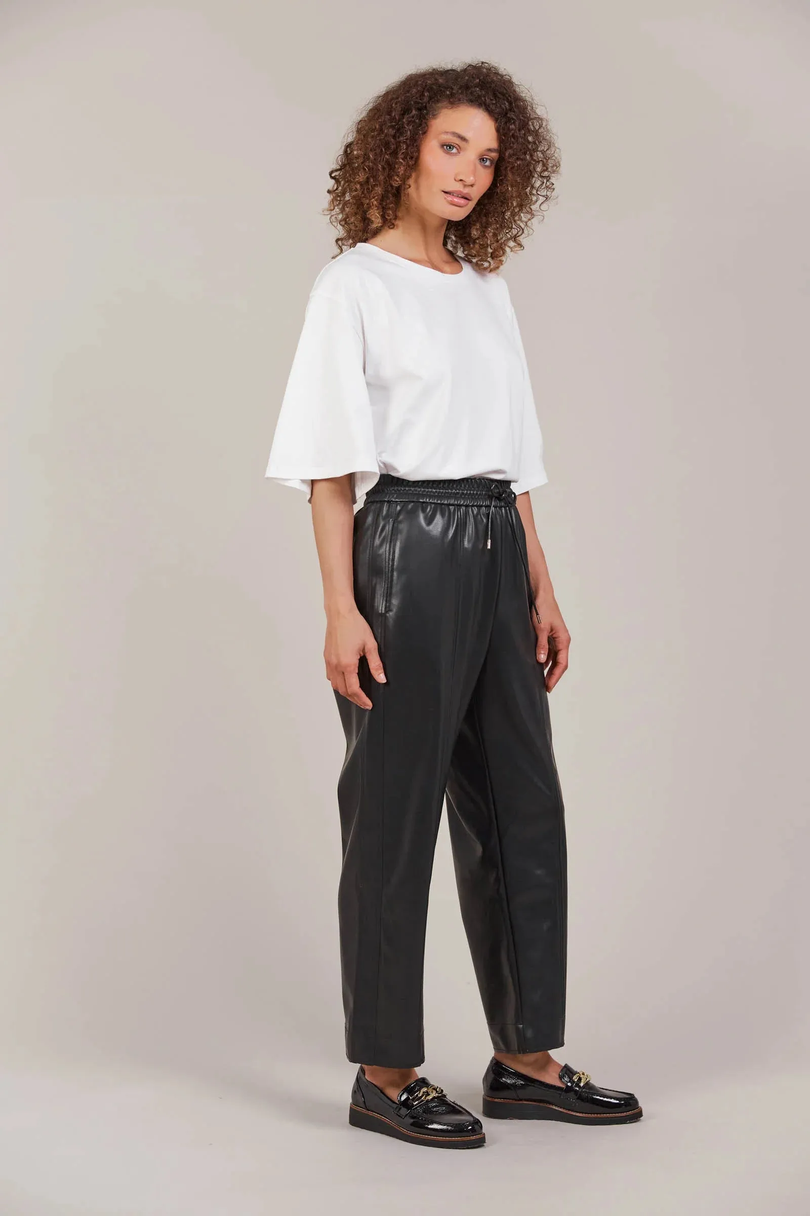 Allegro Crop Pant  - Black