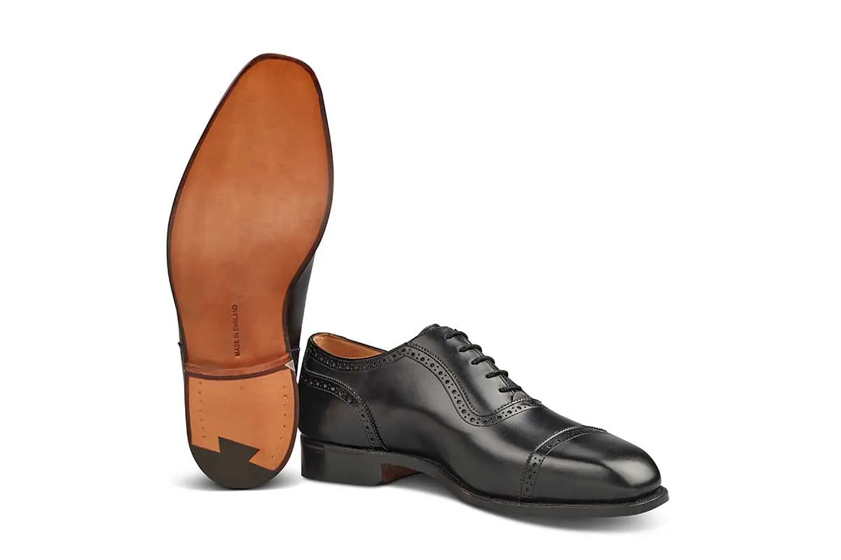 Belgrave Toecap Oxford Town Shoe in Black Calf