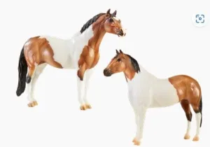 Breyer Traditional Horses The Gangsters Tony Da Pony & Bugsy Maloney (TB1822)