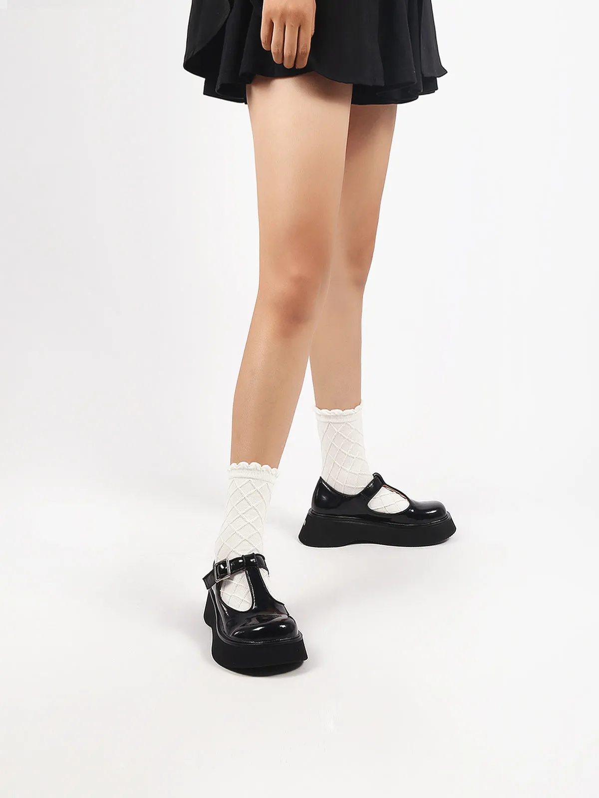 Classic T-Strap Leather Mary Jane Black