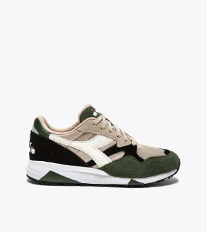 Diadora N902 In Beige Oxford