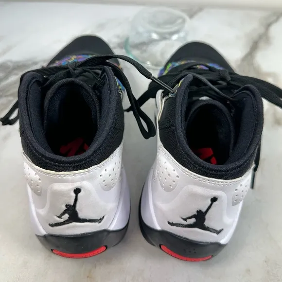 EUC Nike Kids Air Jordan Zion 2 GS Graffiti Basketball Shoes Sneakers, Sz 7Y