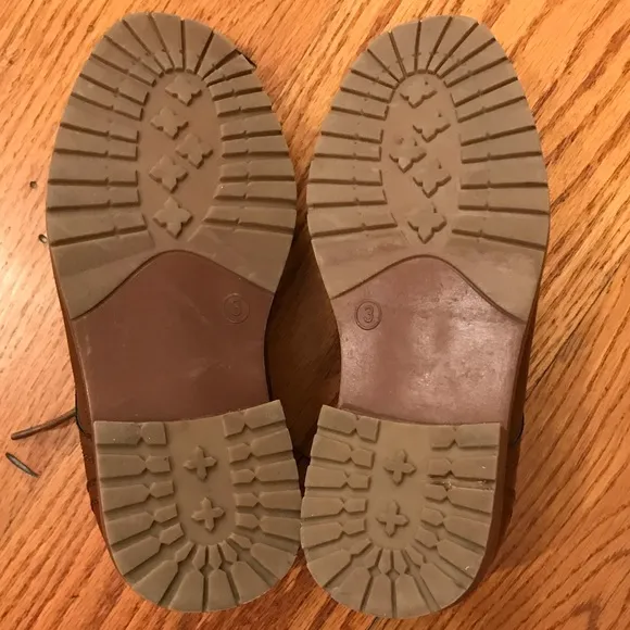 EUC Perry Ellis Oxford, Brown