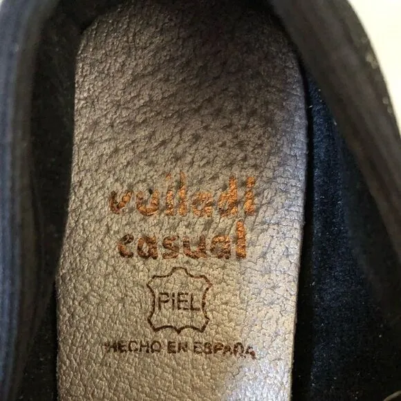 Girls’ Glitter Mary Janes (EUC)
