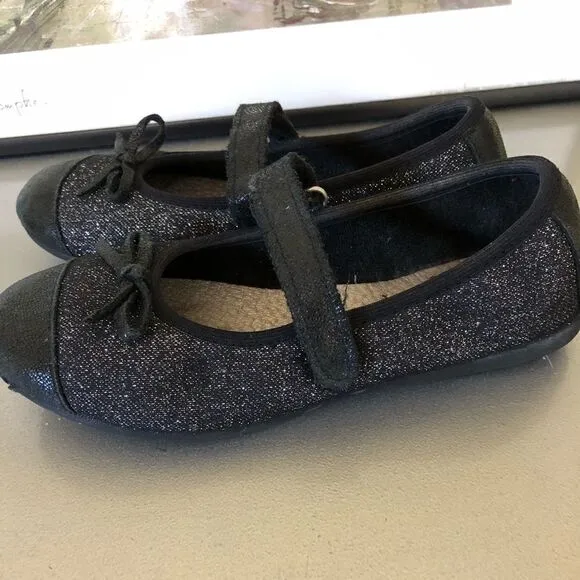 Girls’ Glitter Mary Janes (EUC)