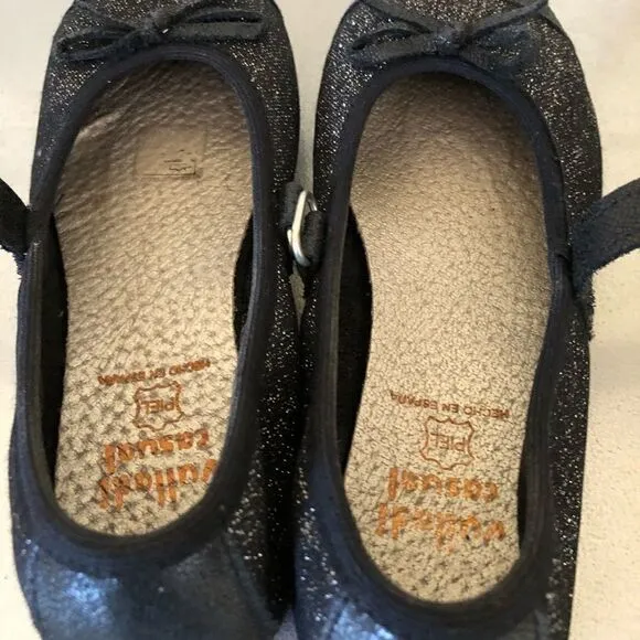 Girls’ Glitter Mary Janes (EUC)