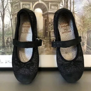 Girls’ Glitter Mary Janes (EUC)