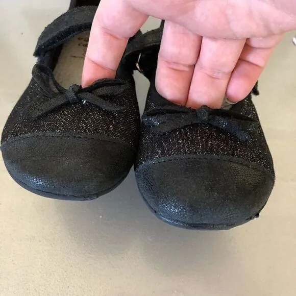 Girls’ Glitter Mary Janes (EUC)