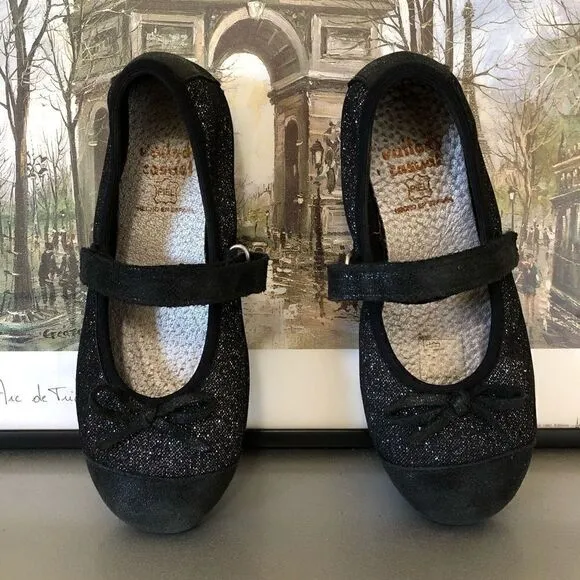 Girls’ Glitter Mary Janes (EUC)
