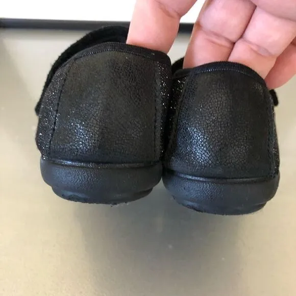 Girls’ Glitter Mary Janes (EUC)