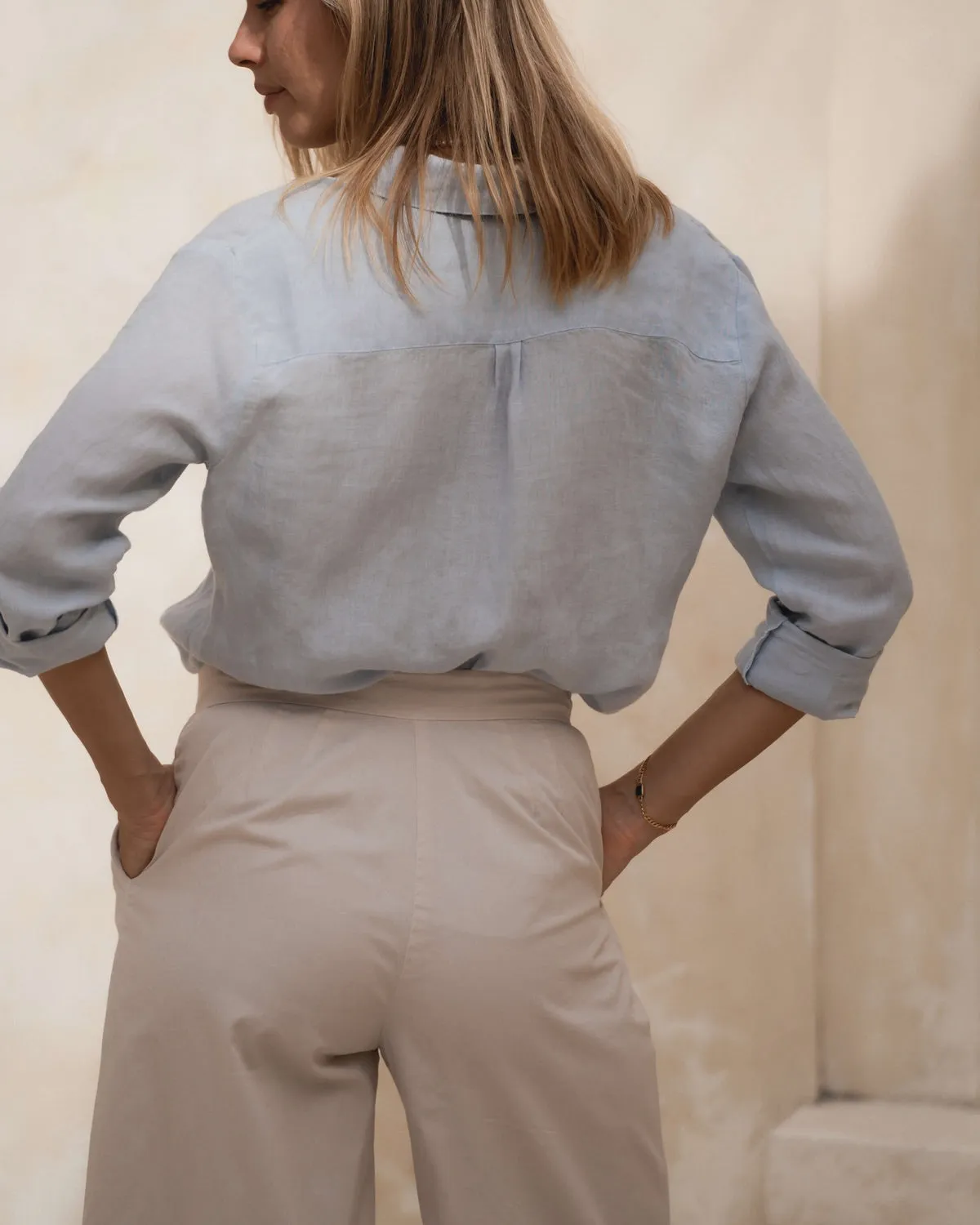Mary - Linen Shirt in Light Blue
