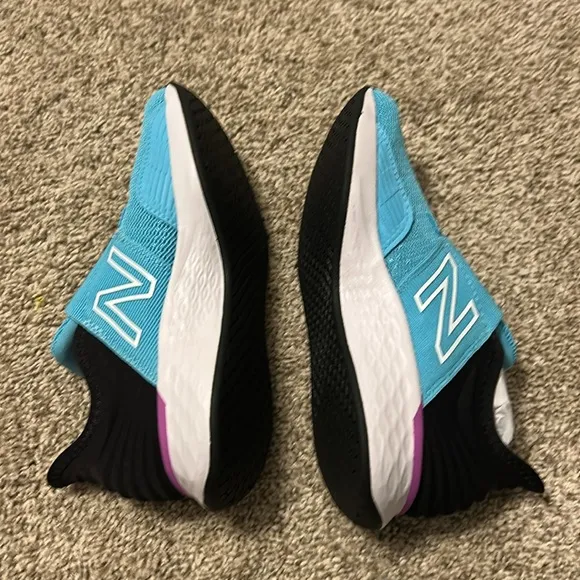 New balance girls shoes size 1
