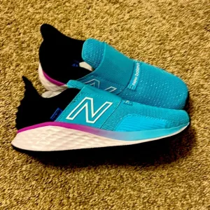 New balance girls shoes size 1