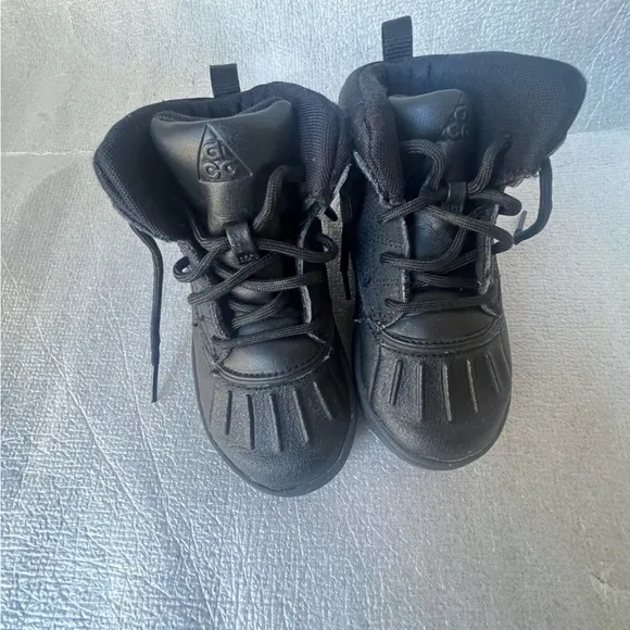 Nike ACG Toddler Woodside 2 High 524874-001 Size 10C Black Sneakers