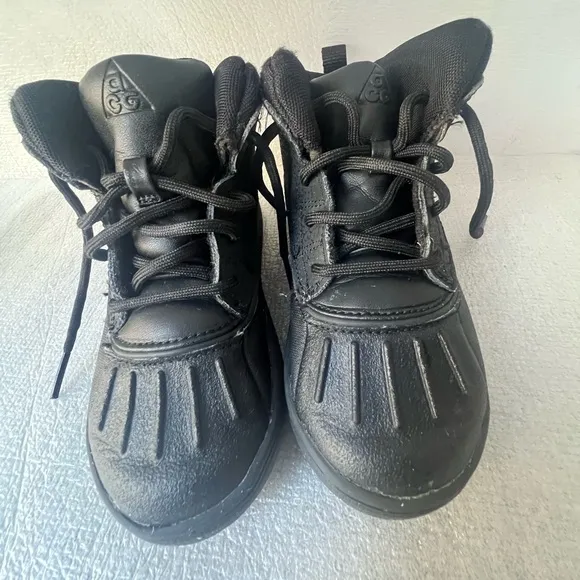 Nike ACG Toddler Woodside 2 High 524874-001 Size 10C Black Sneakers