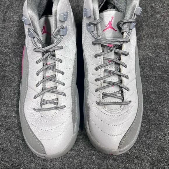 Nike Air Jordan 12 Retro Wolf Grey Vivid Pink 510815-029 GS Sz 5Y