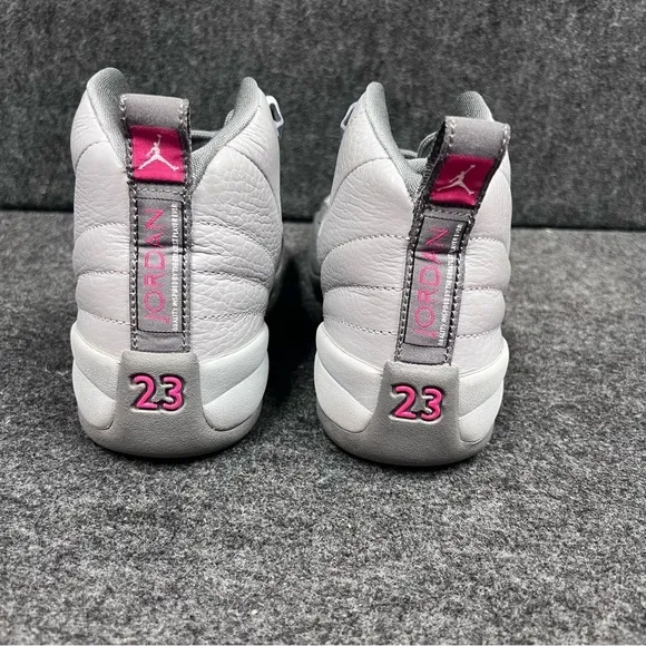 Nike Air Jordan 12 Retro Wolf Grey Vivid Pink 510815-029 GS Sz 5Y