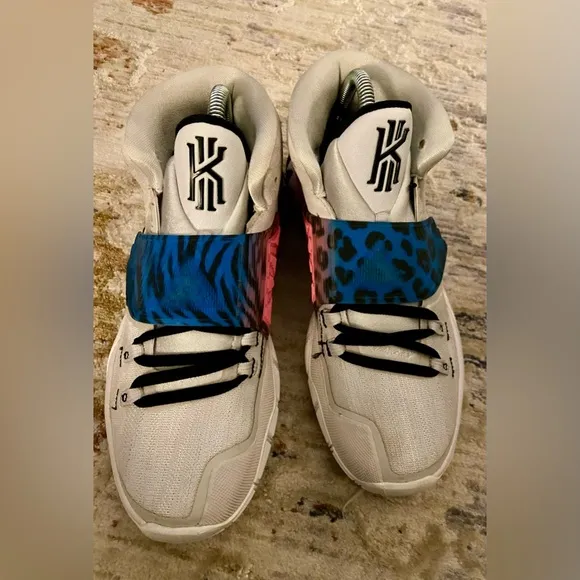 Nike Kyrie 6 Vast Gray/Black Athletic Shoes