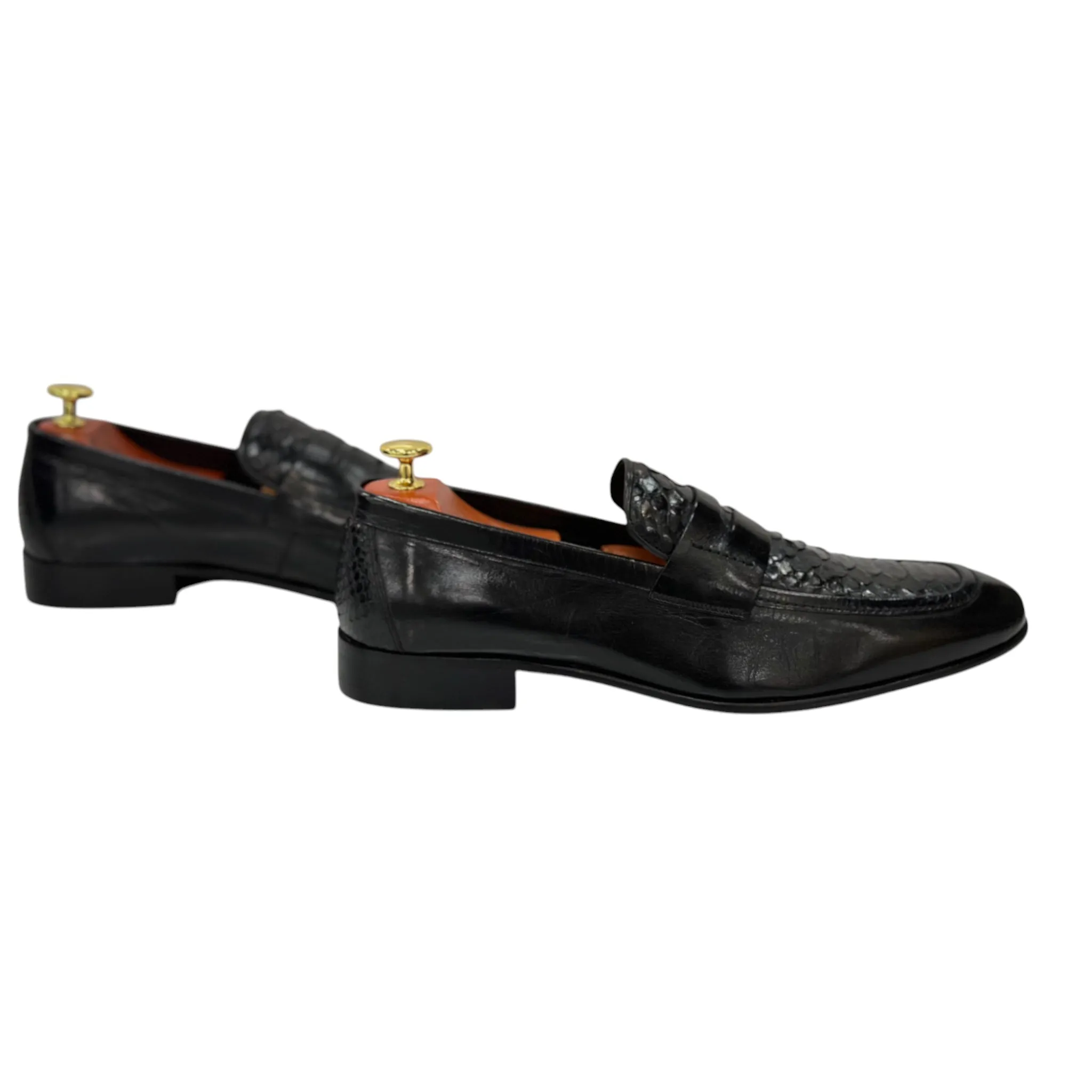 Shiny Black-Dress Shoes-With  Detailed Textured Leather -3107