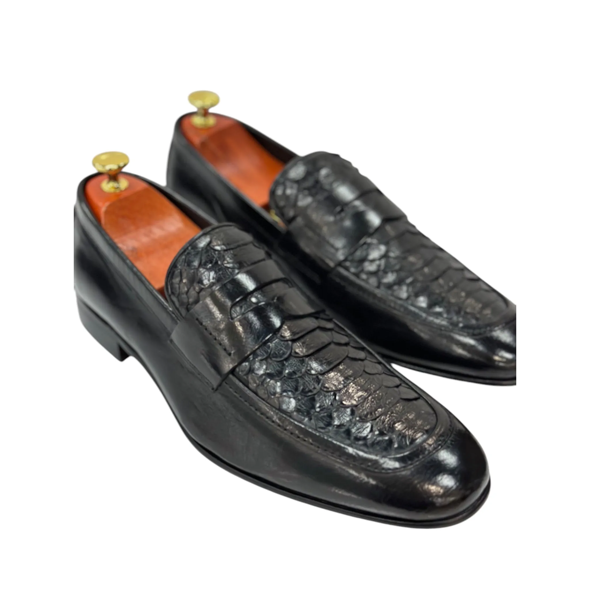 Shiny Black-Dress Shoes-With  Detailed Textured Leather -3107