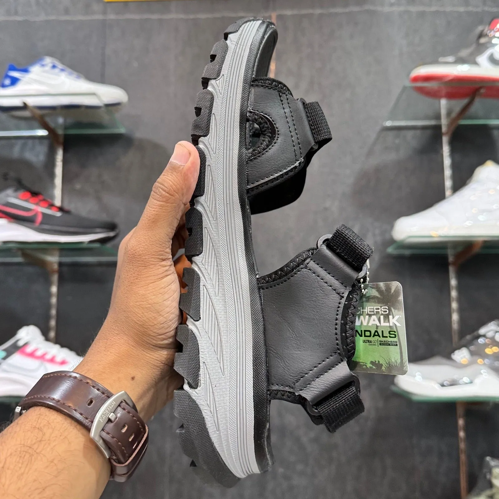 Sketchers Dlux’Trekker Sandal-Black/Grey-Strap