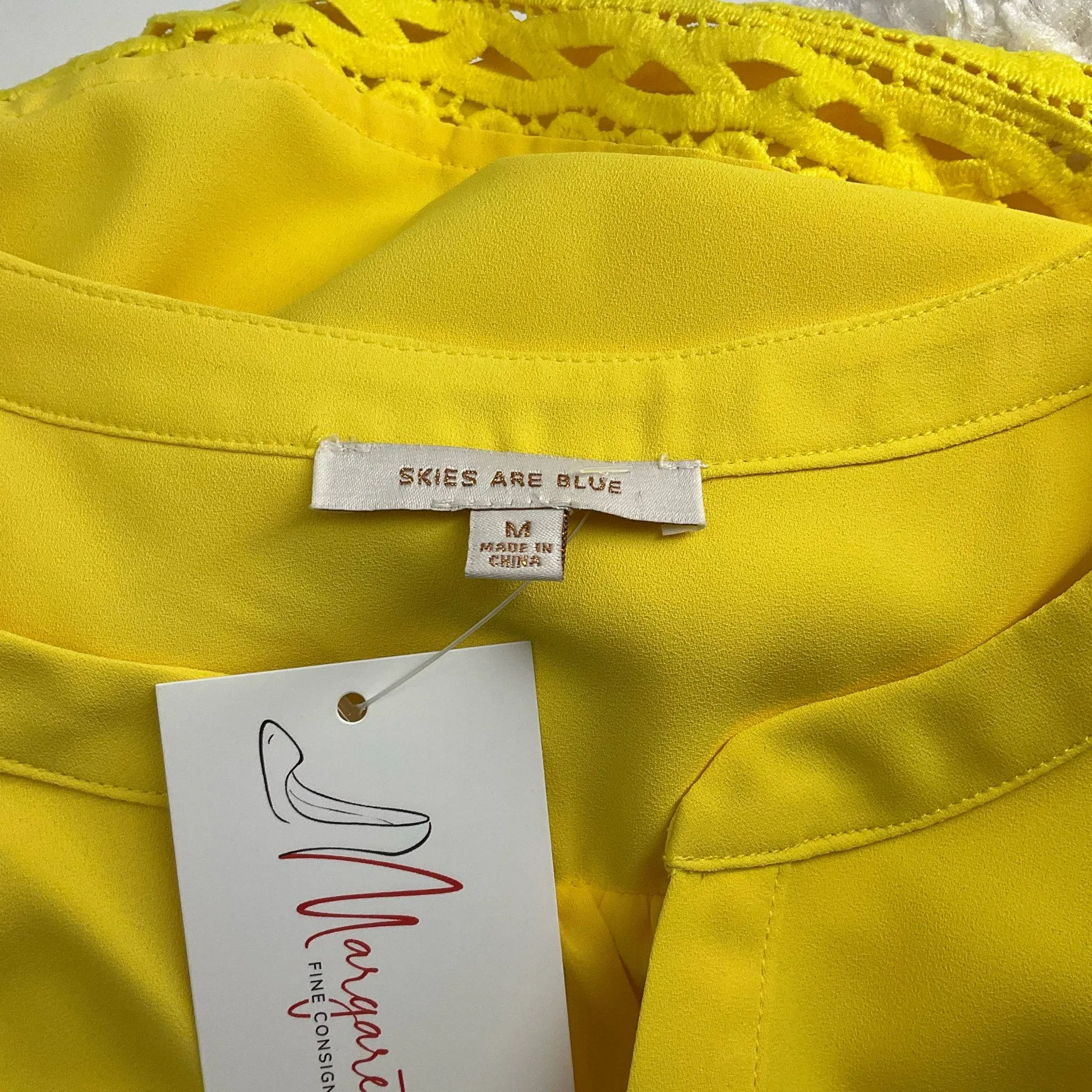Skies Are Blue Yellow Dress Size Medium