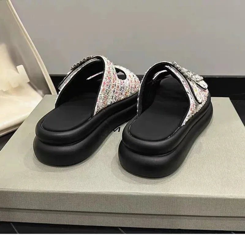 Thick Soled 2024 Summer New Casual Square Buckle Water Diamond Double Strap One Line Slipper for External Wear, Sandals