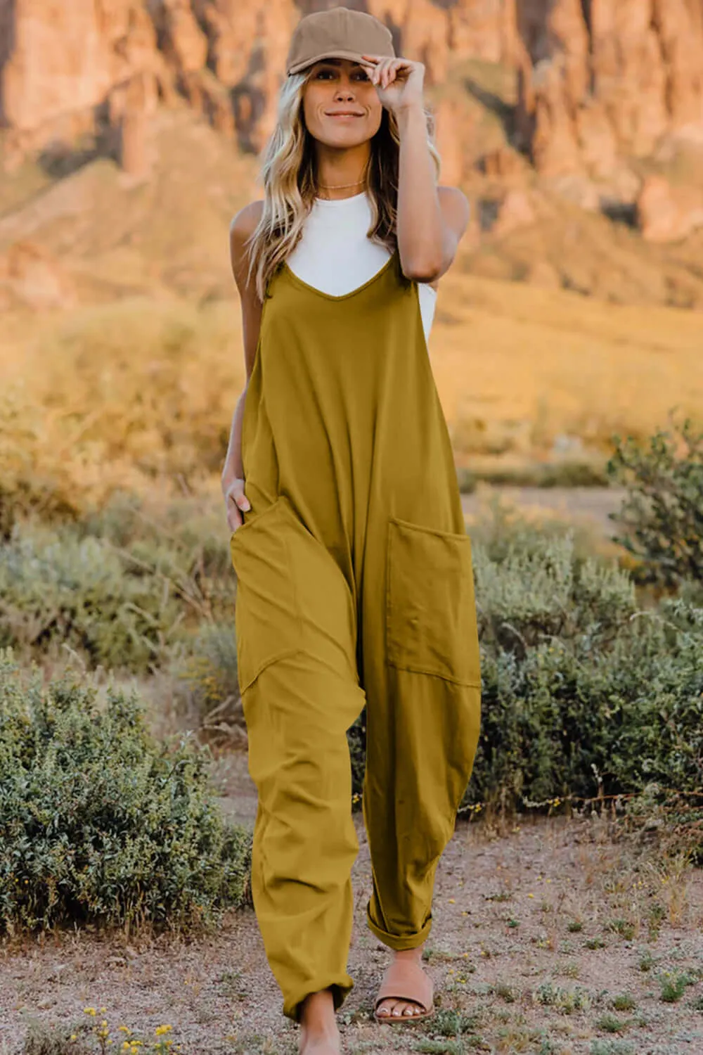 V-Neck Sleeveless Jumpsuit with Pockets – Comfortable & Practical