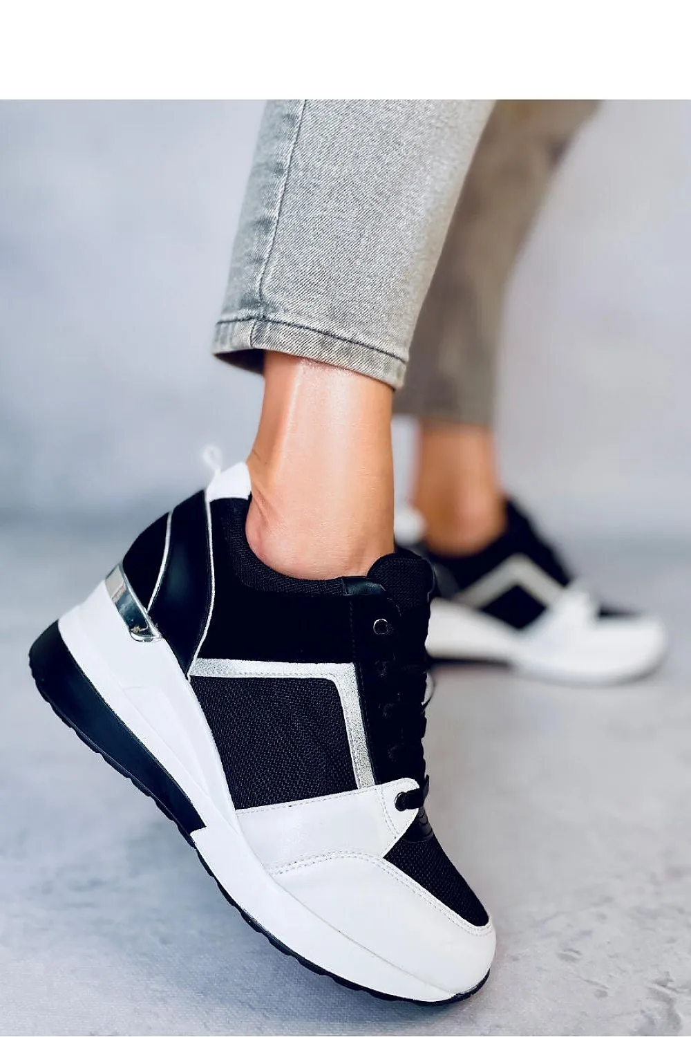 Wedge heel sneakers
